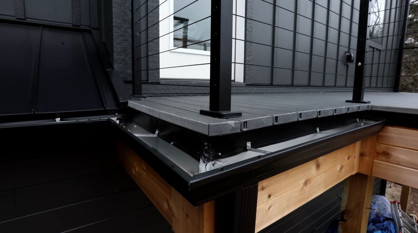 Complete deck replacement and rebuild project in Beaumont, TX